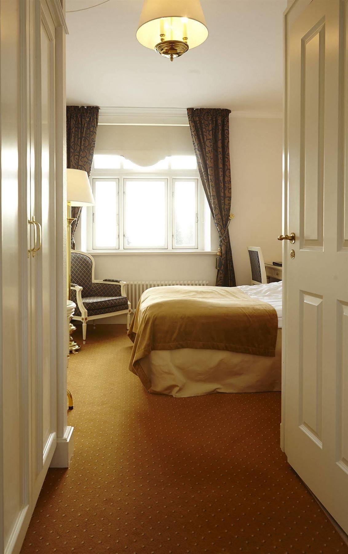 Hotel Vejlefjord Stouby Bagian luar foto