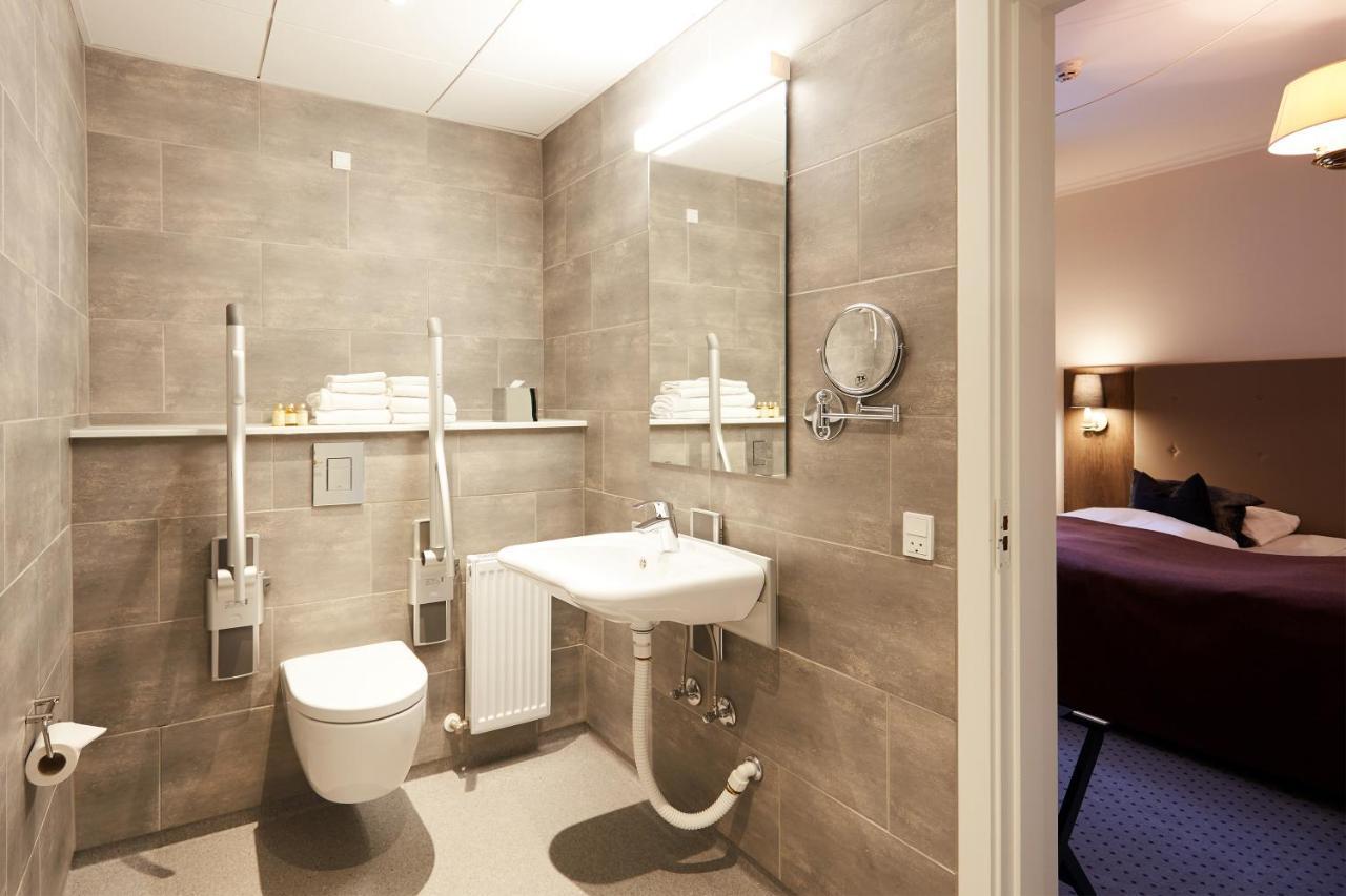 Hotel Vejlefjord Stouby Bagian luar foto